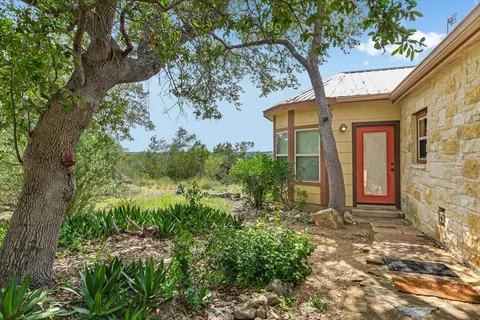 $549,900 | 700 Cliffside Road, Wimberley, TX 78676