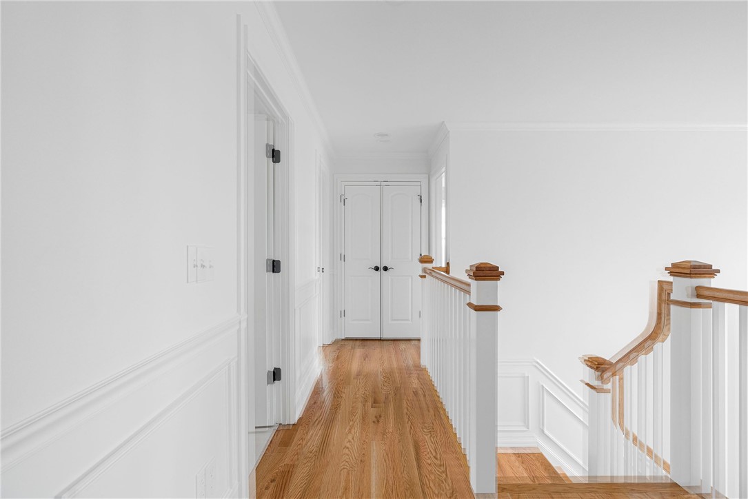 8 Ashton Court Cranston, RI 02921 - Photo 11 of 18