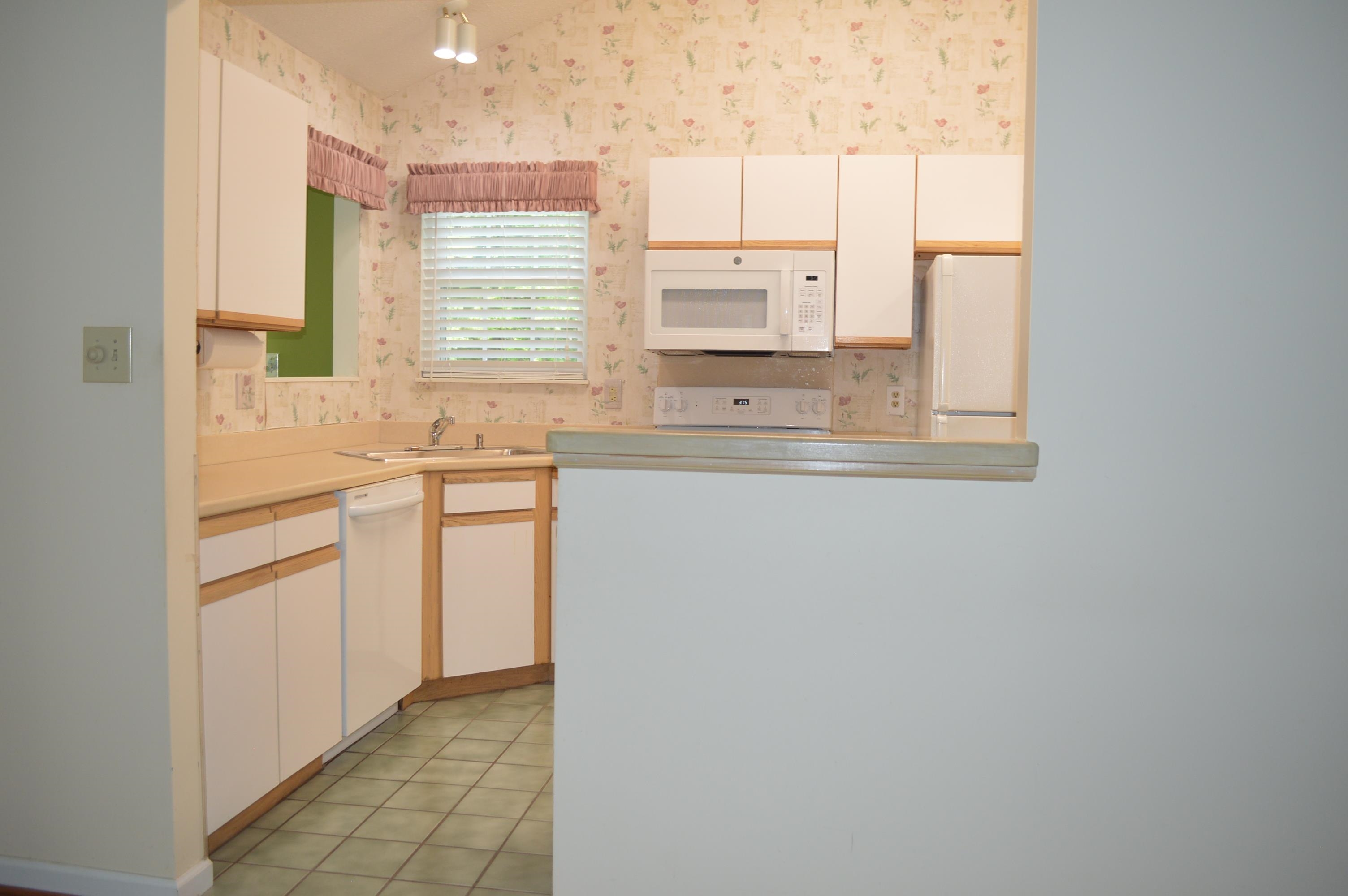 1905 Starling Court Murrells Inlet, SC 29576 - Photo 8 of 31