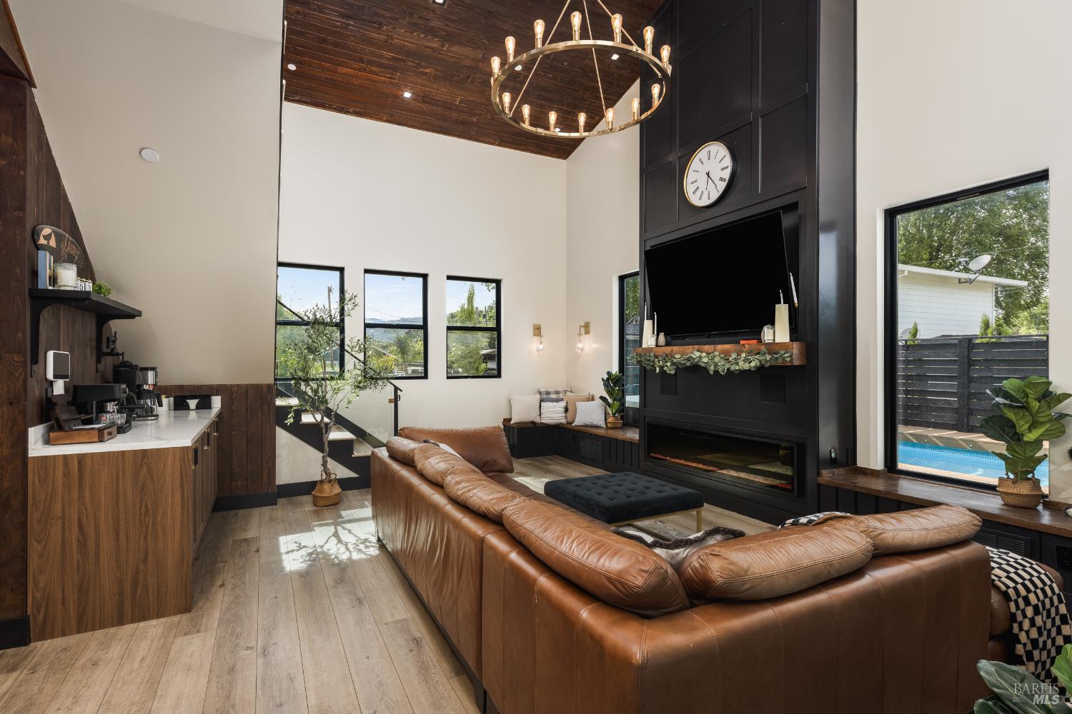 18015 Riverside Drive Sonoma, CA 95476 - Photo 13 of 43