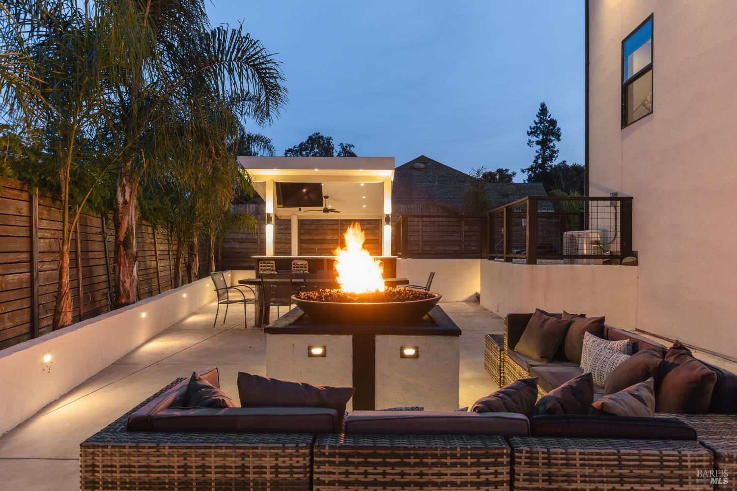 18015 Riverside Drive Sonoma, CA 95476 - Photo 3 of 43