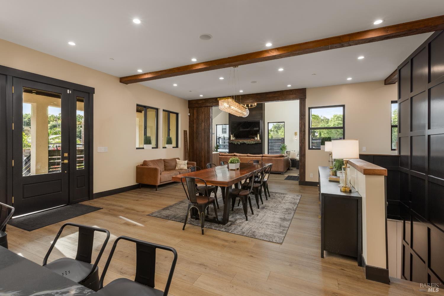18015 Riverside Drive Sonoma, CA 95476 - Photo 8 of 43