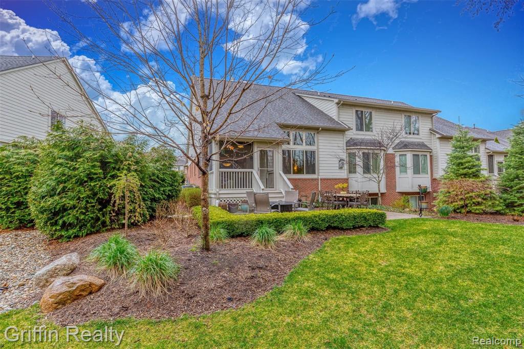 3763 Windingbrook Circle, Unit 35 Rochester Hills, MI 48309 - Photo 40 of 44