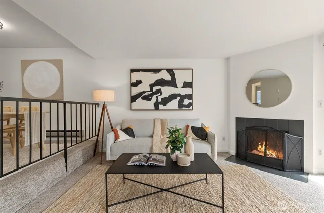 $420,000 | 9484 Redmond-Woodinville Road Northeast, Unit C205, Redmond, WA 98052