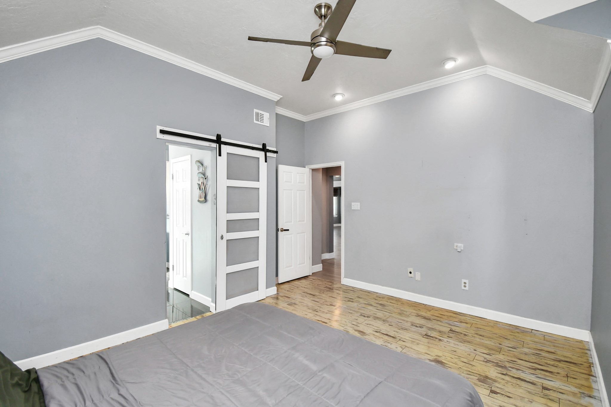 3642 Postwood Drive Spring, TX 77388 - Photo 14 of 43 a view of an empty room with a window