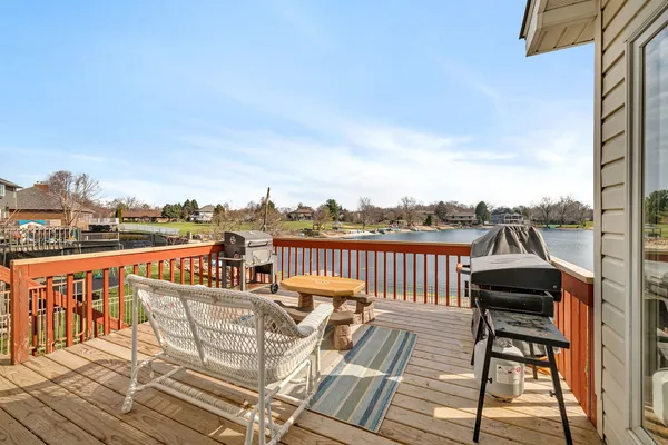 $540,000 | 208 Santos Avenue, Minooka, IL 60447