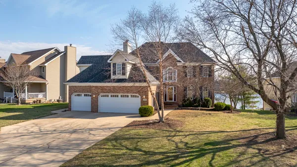 $540,000 | 208 Santos Avenue, Minooka, IL 60447