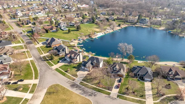 $540,000 | 208 Santos Avenue, Minooka, IL 60447