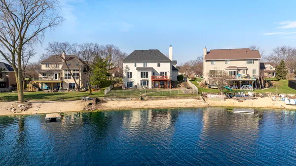 $540,000 | 208 Santos Avenue, Minooka, IL 60447