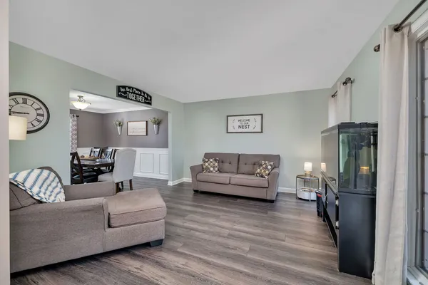 $540,000 | 208 Santos Avenue, Minooka, IL 60447