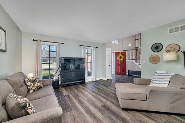 $540,000 | 208 Santos Avenue, Minooka, IL 60447