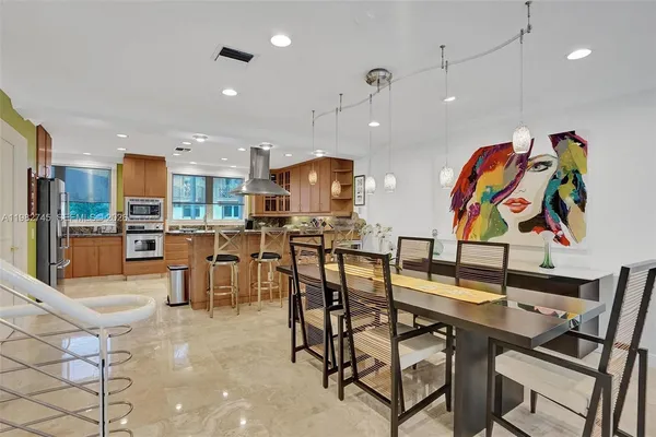 $10,500 | 3942 Northeast 171 Street, Unit 4A, North Miami Beach, FL 33160