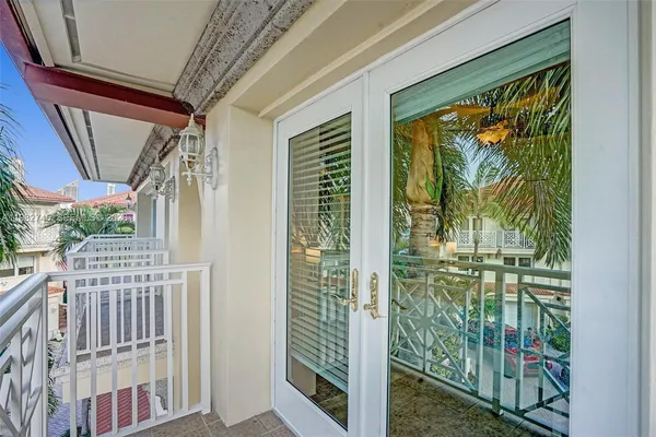 $10,500 | 3942 Northeast 171 Street, Unit 4A, North Miami Beach, FL 33160