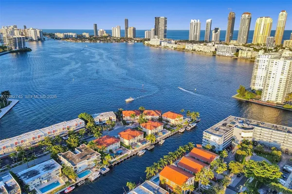 $10,500 | 3942 Northeast 171 Street, Unit 4A, North Miami Beach, FL 33160