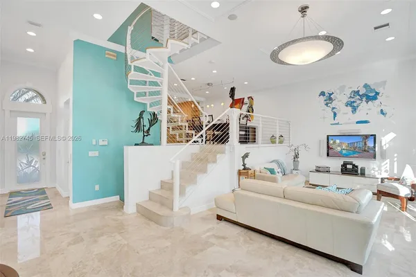 $10,500 | 3942 Northeast 171 Street, Unit 4A, North Miami Beach, FL 33160