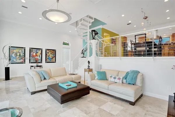 $10,500 | 3942 Northeast 171 Street, Unit 4A, North Miami Beach, FL 33160