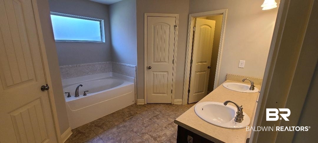 1304 Majesty Loop Foley, AL 36535 - Photo 9 of 14 Gallery Image 9