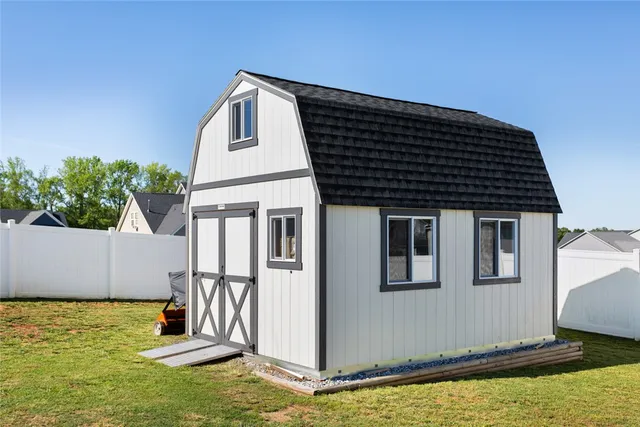 $645,000 | 325 Valley Oak Drive, Belton, SC 29627