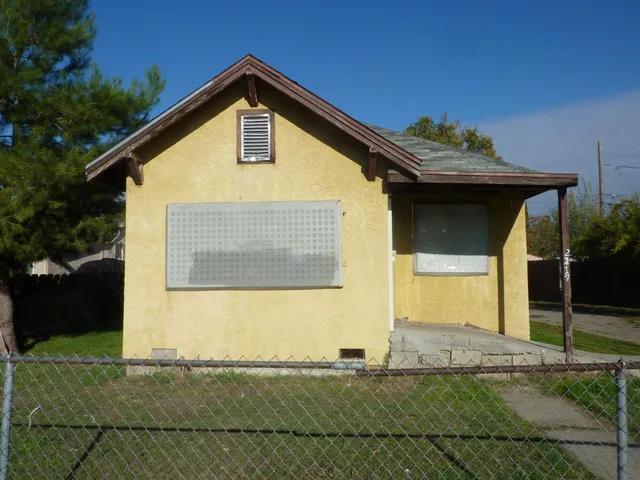 $155,000 | 2217 East Hazelton Avenue, Stockton, CA 95205