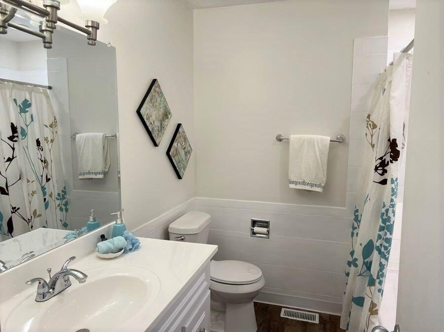 5315 Lethbridge Road Grand Blanc, MI 48439 - Photo 20 of 40 Main Bath