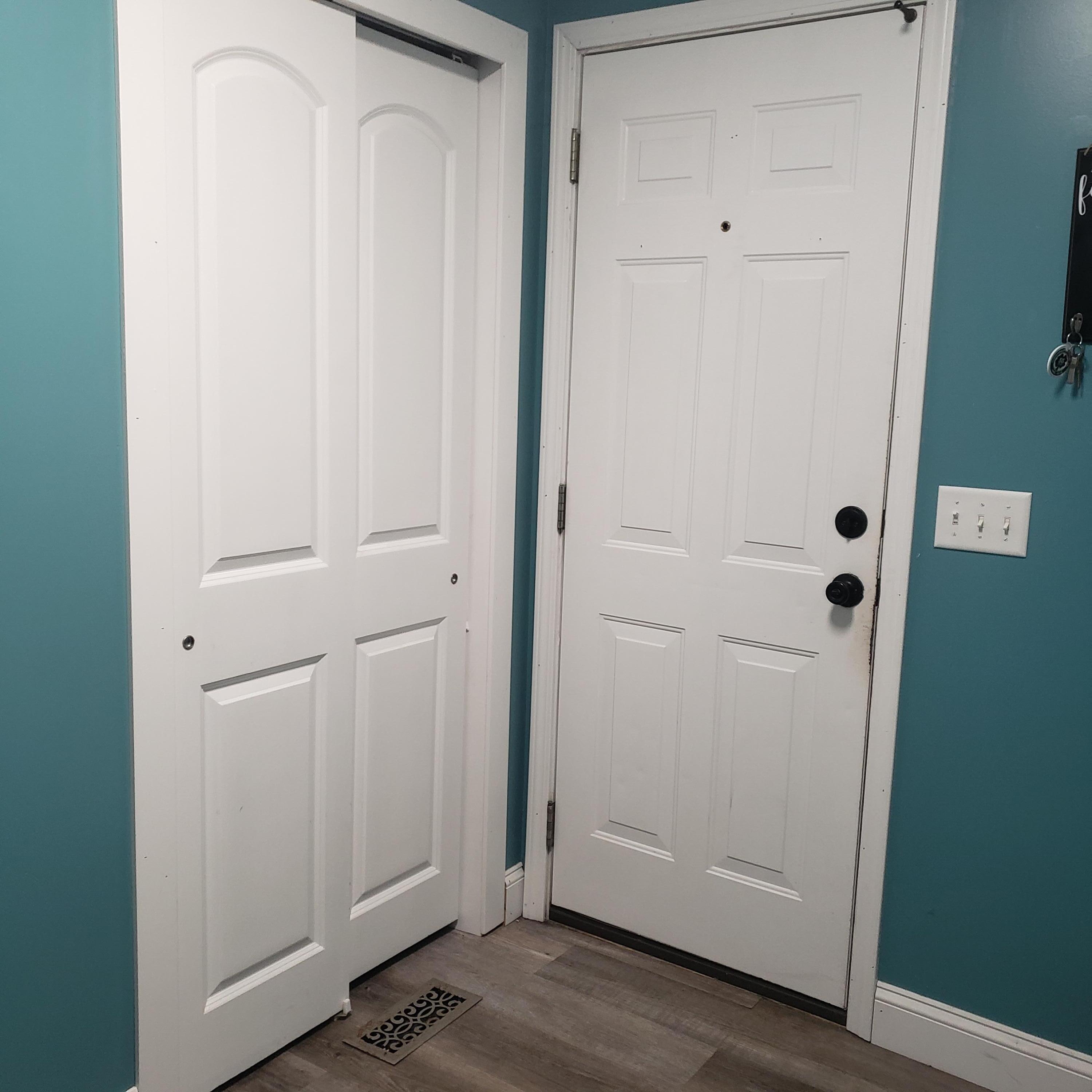 5315 Lethbridge Road Grand Blanc, MI 48439 - Photo 27 of 40 Garage Entry