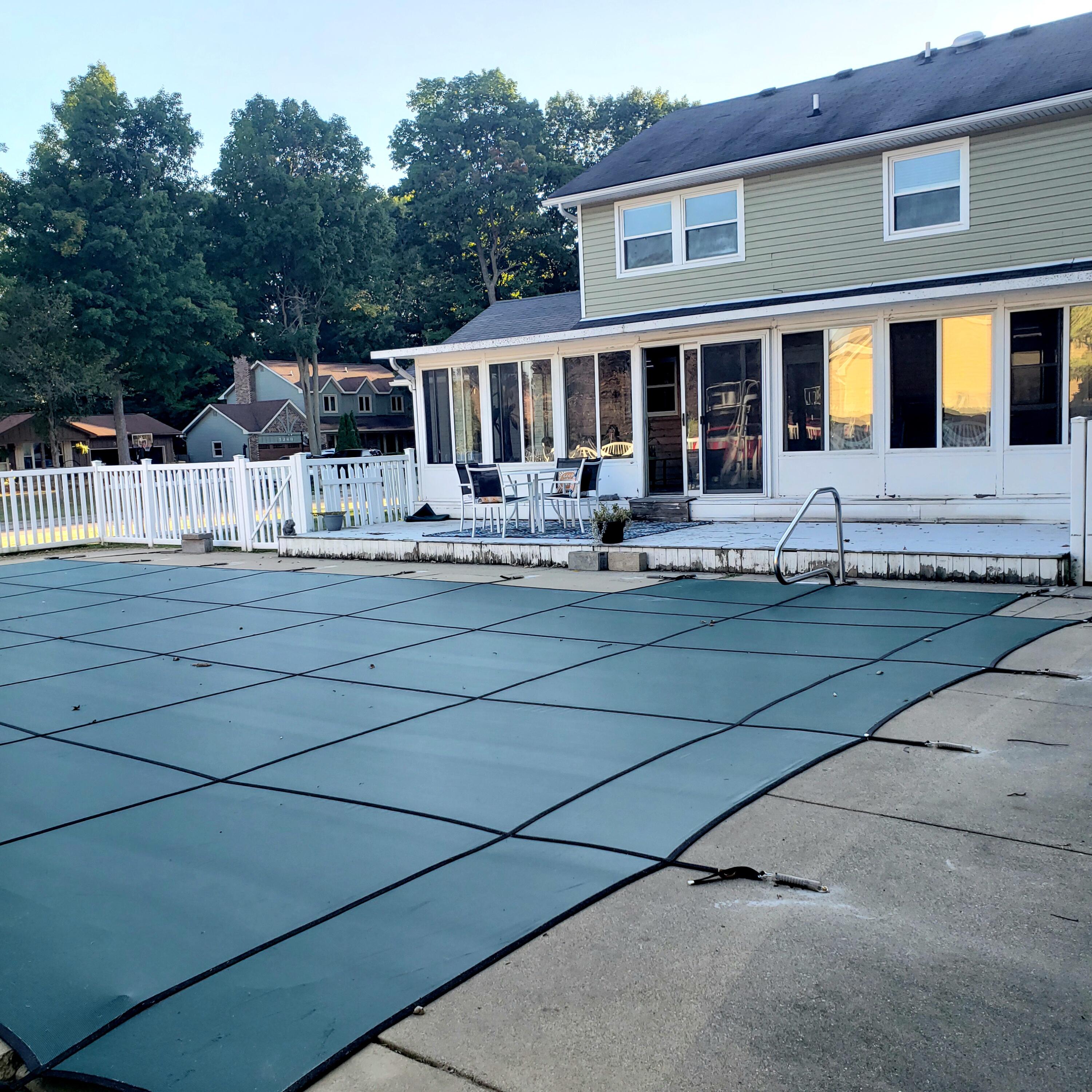 5315 Lethbridge Road Grand Blanc, MI 48439 - Photo 33 of 40 Pool Cover - 1