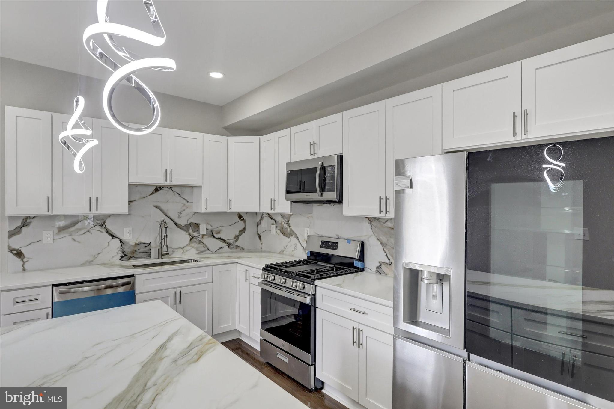 3934 Frisby Street Baltimore, MD 21218 - Photo 8 of 39