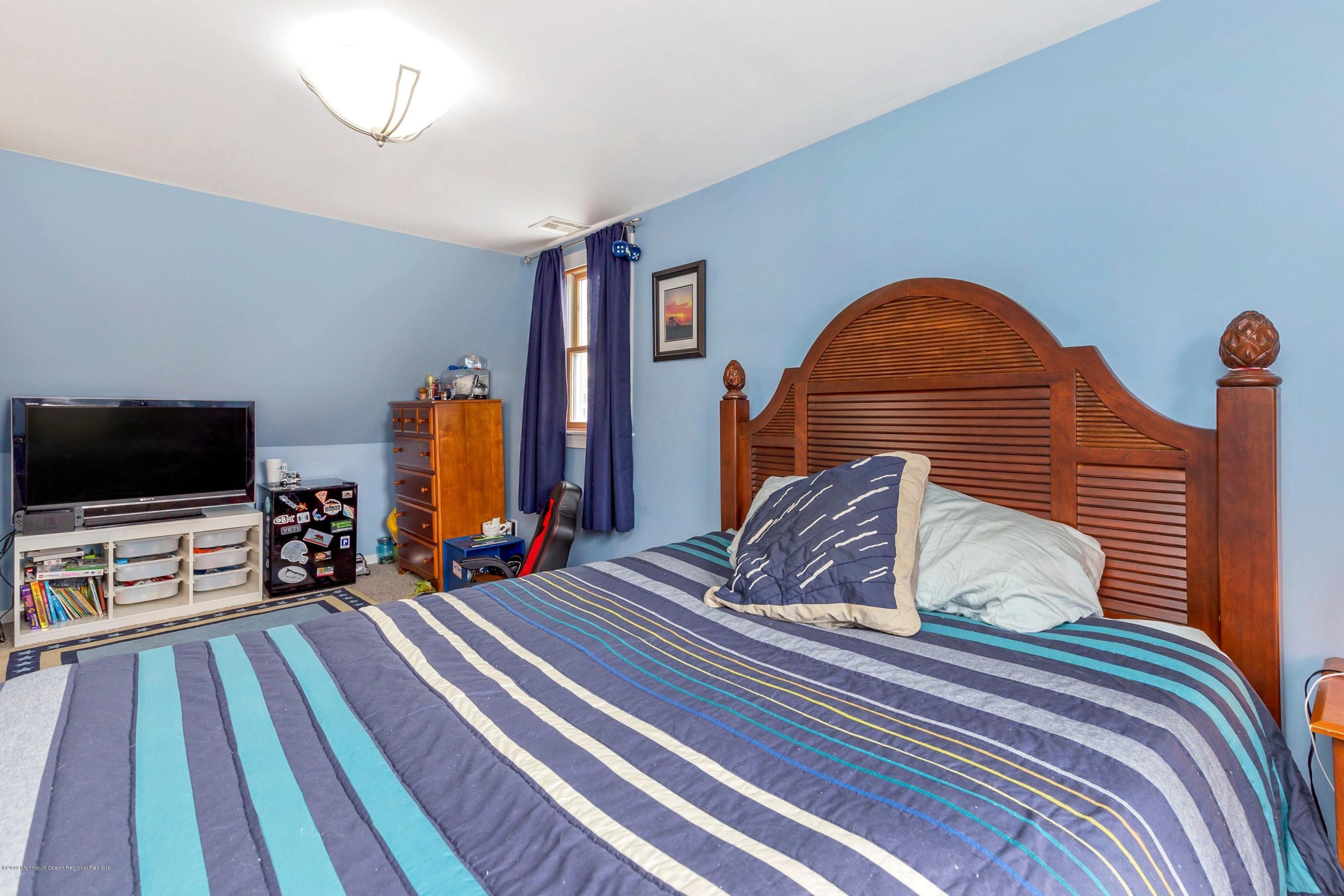 806 Allaire Road Spring Lake Heights, NJ 07762 - Photo 22 of 29 Wall to wall