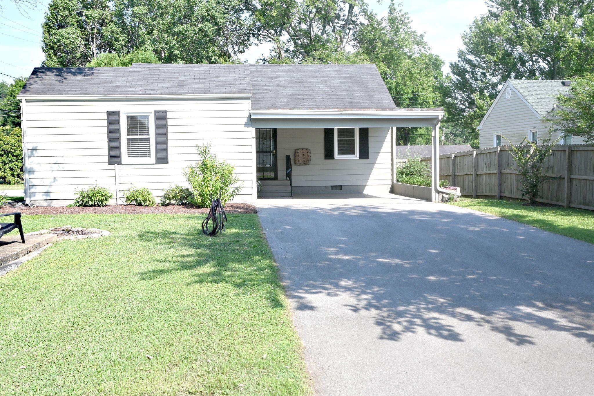 1601 Maxwell Road Chattanooga, TN 37412 - Photo 28 of 29 Asphalt driveway & carport