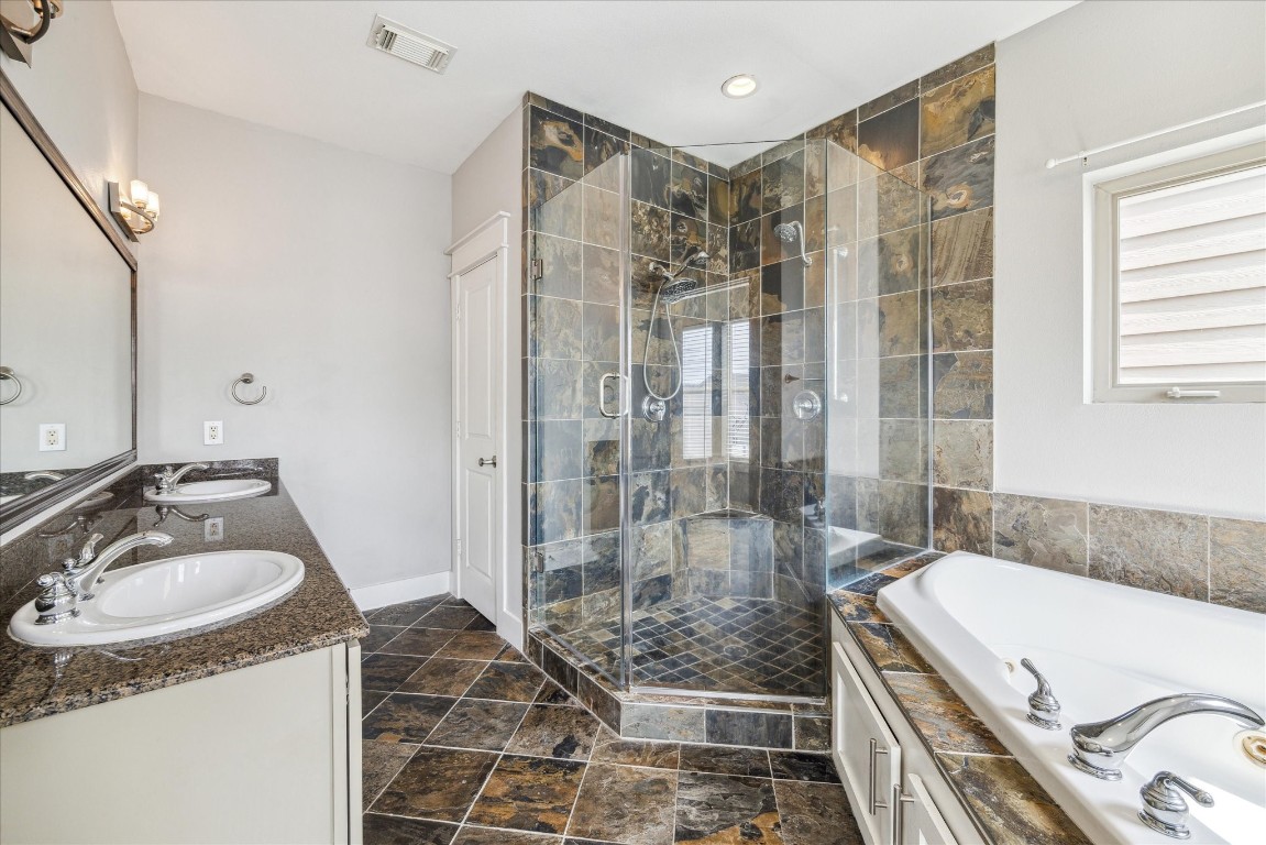 2119 Cohn Street Houston, TX 77007 - Photo 11 of 19