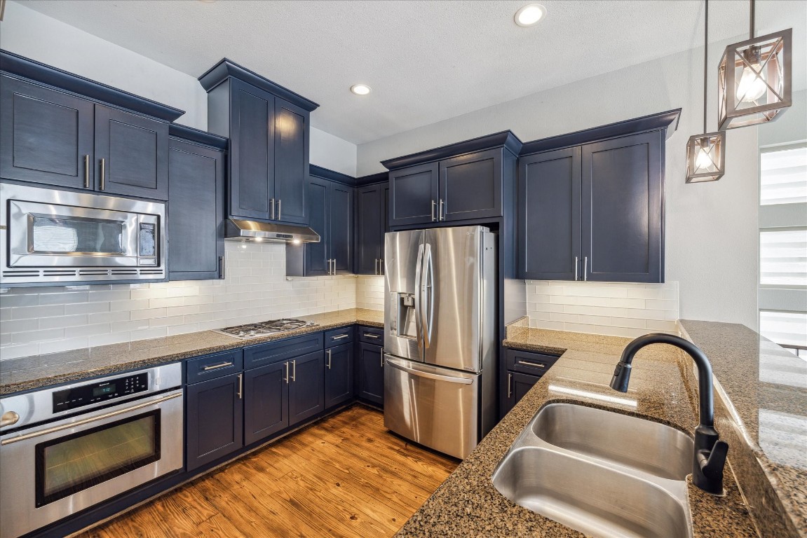 2119 Cohn Street Houston, TX 77007 - Photo 7 of 19