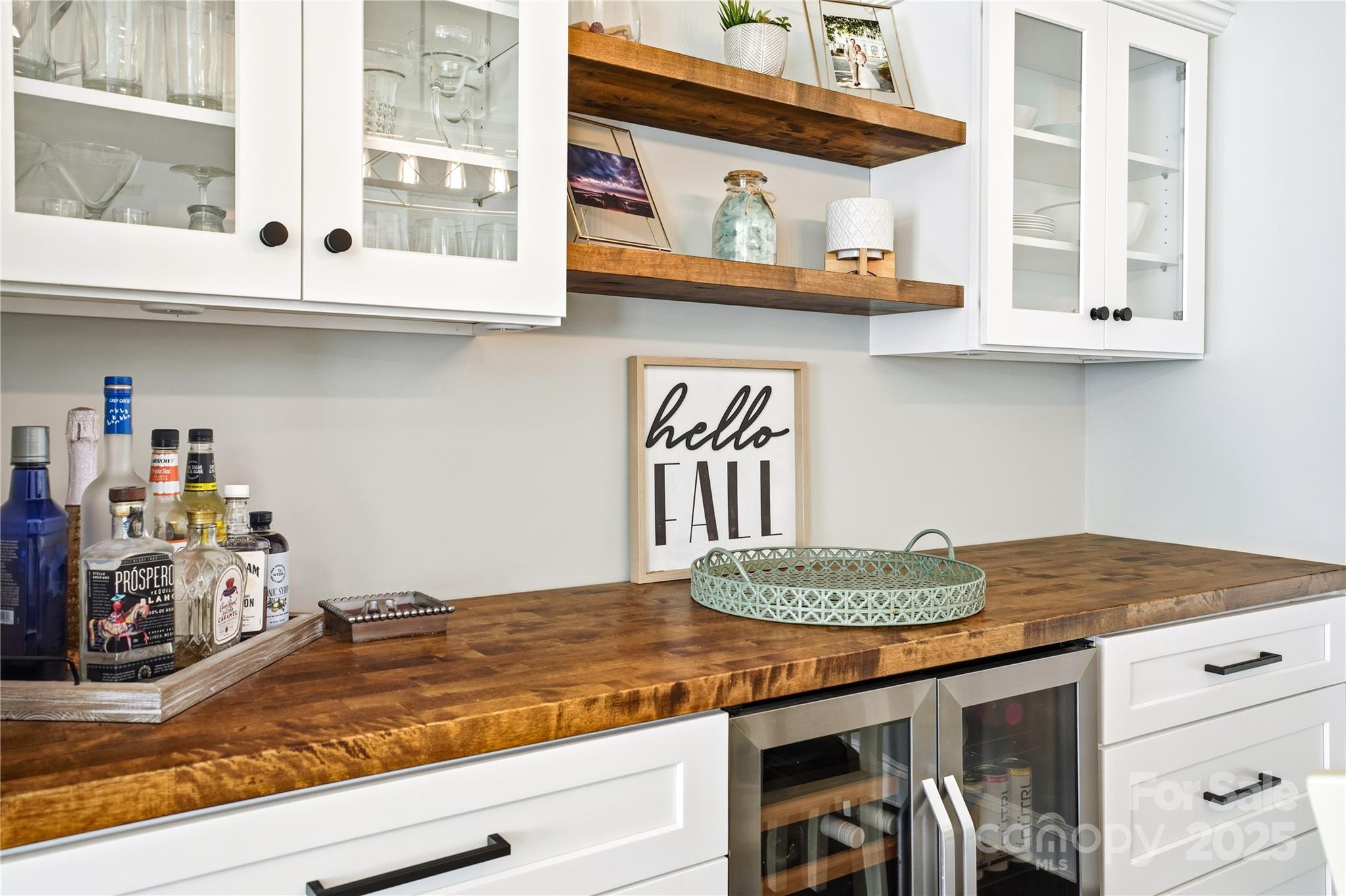 3168 Delaware Drive Denver, NC 28037 - Photo 17 of 47 a kitchen with a stove and cabinets