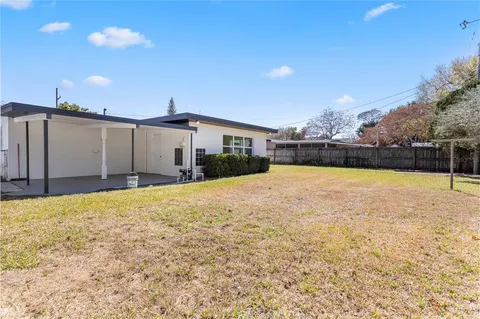 a house view with a outdoor space