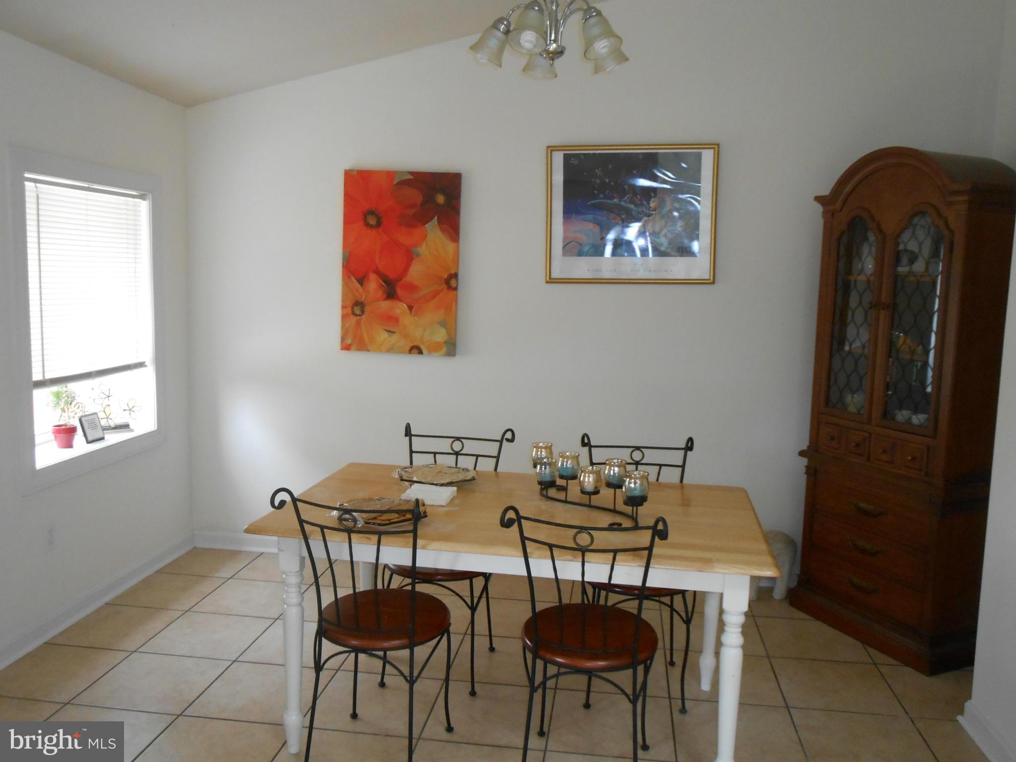 17610 Homewood Road Hagerstown, MD 21740 - Photo 12 of 26 Dining Room