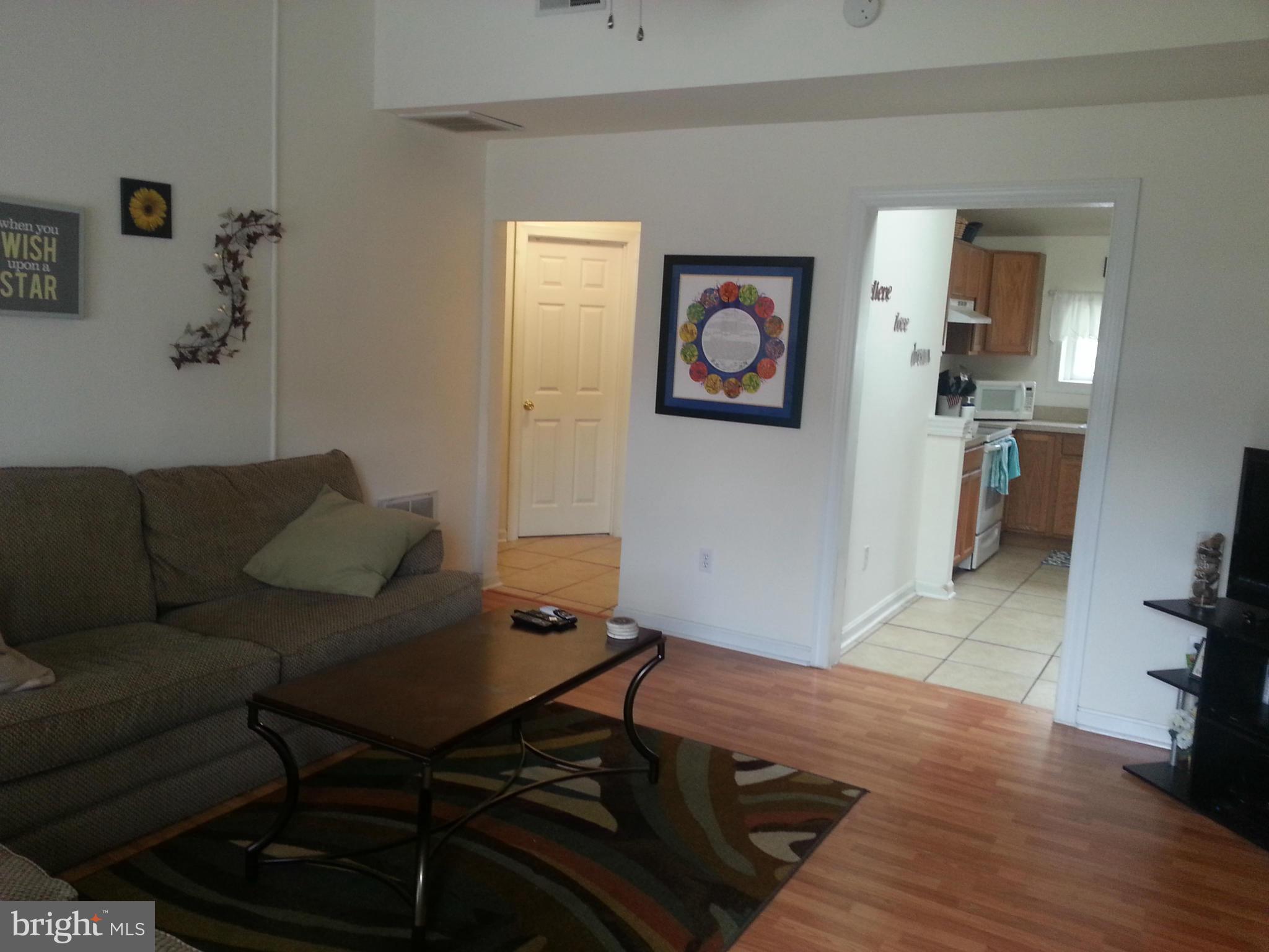 17610 Homewood Road Hagerstown, MD 21740 - Photo 18 of 26 Living Room