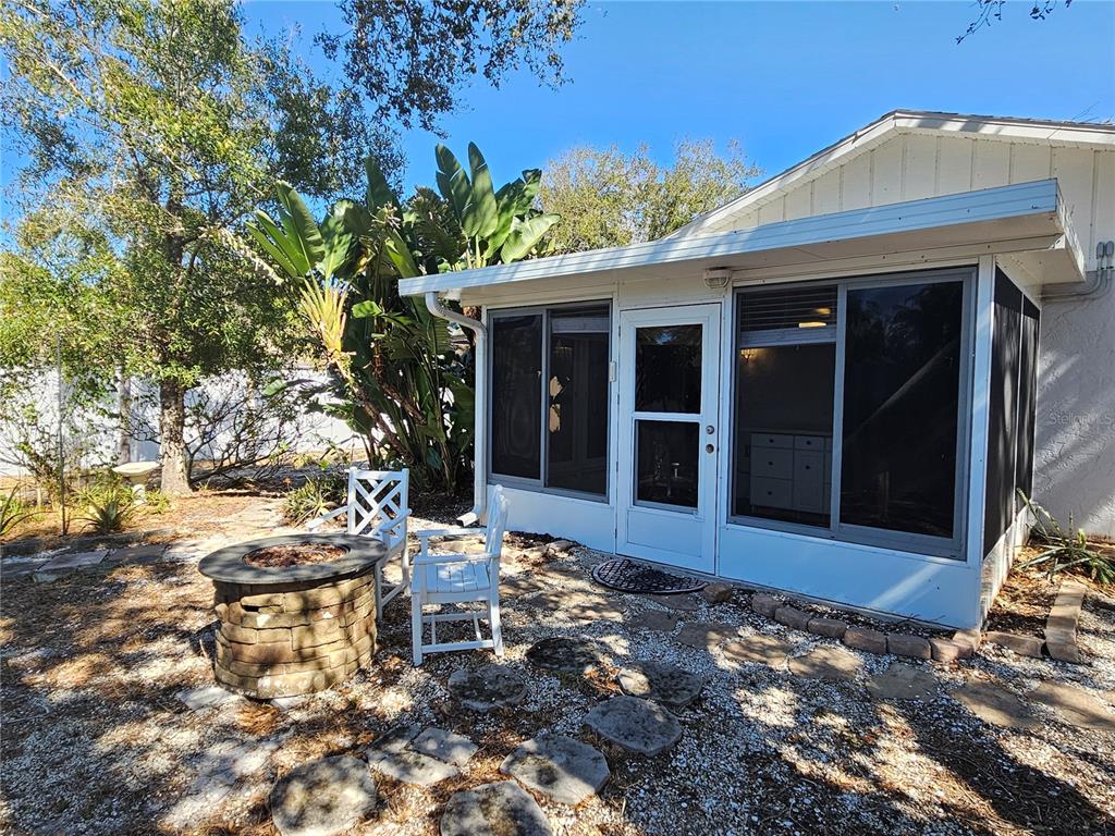 272 Loyola Road Venice, FL 34293 - Photo 16 of 45