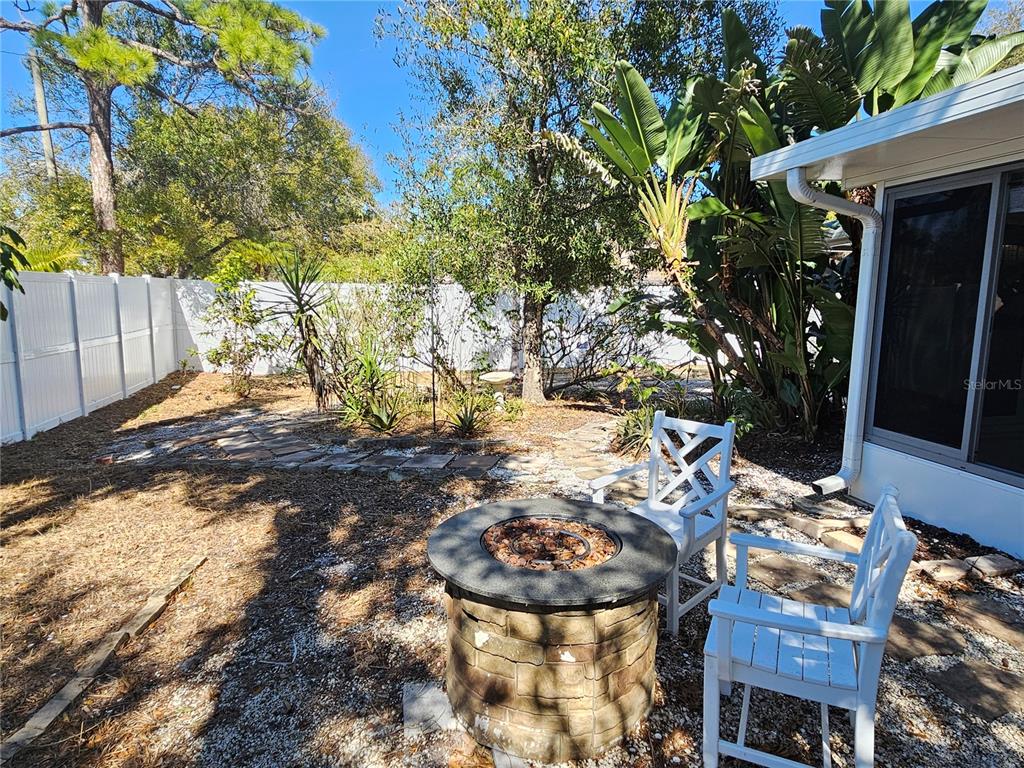 272 Loyola Road Venice, FL 34293 - Photo 19 of 45