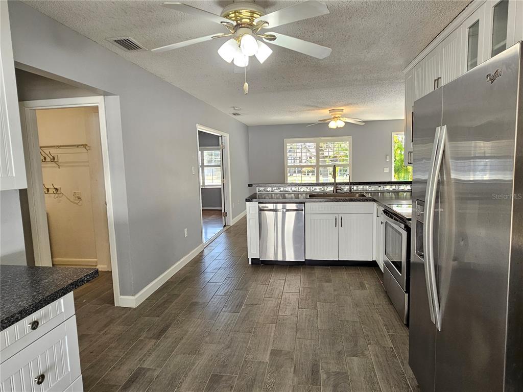 272 Loyola Road Venice, FL 34293 - Photo 21 of 45