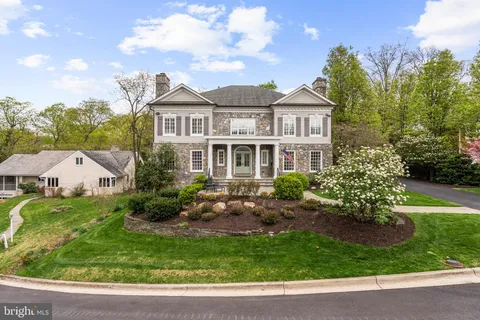 $3,400,000 | 2501 North Lincoln Street, Arlington, VA 22207