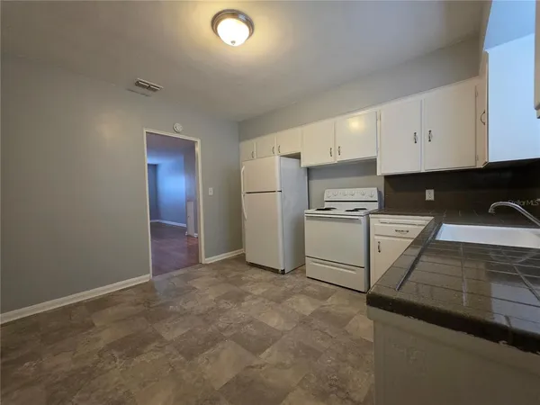 $999 | 3148 Belden Street, Unit 3, Jacksonville, FL 32207