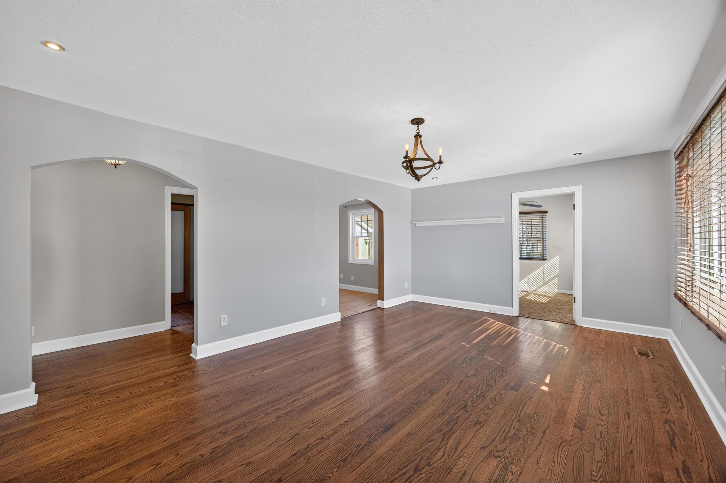 3913 Peach Road Chattanooga, TN 37406 - Photo 11 of 35 11-090A4538