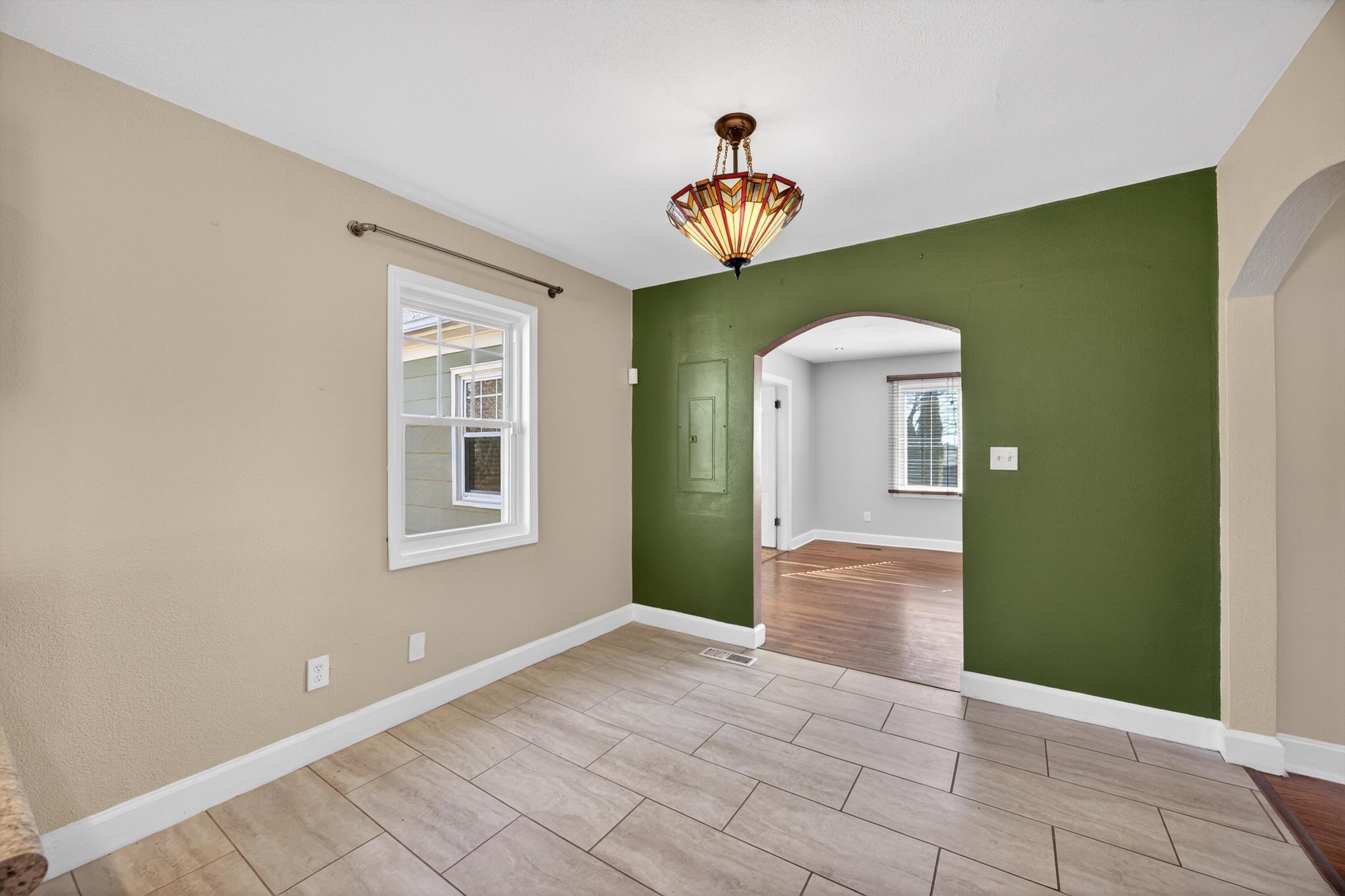 3913 Peach Road Chattanooga, TN 37406 - Photo 13 of 35 13-090A4565