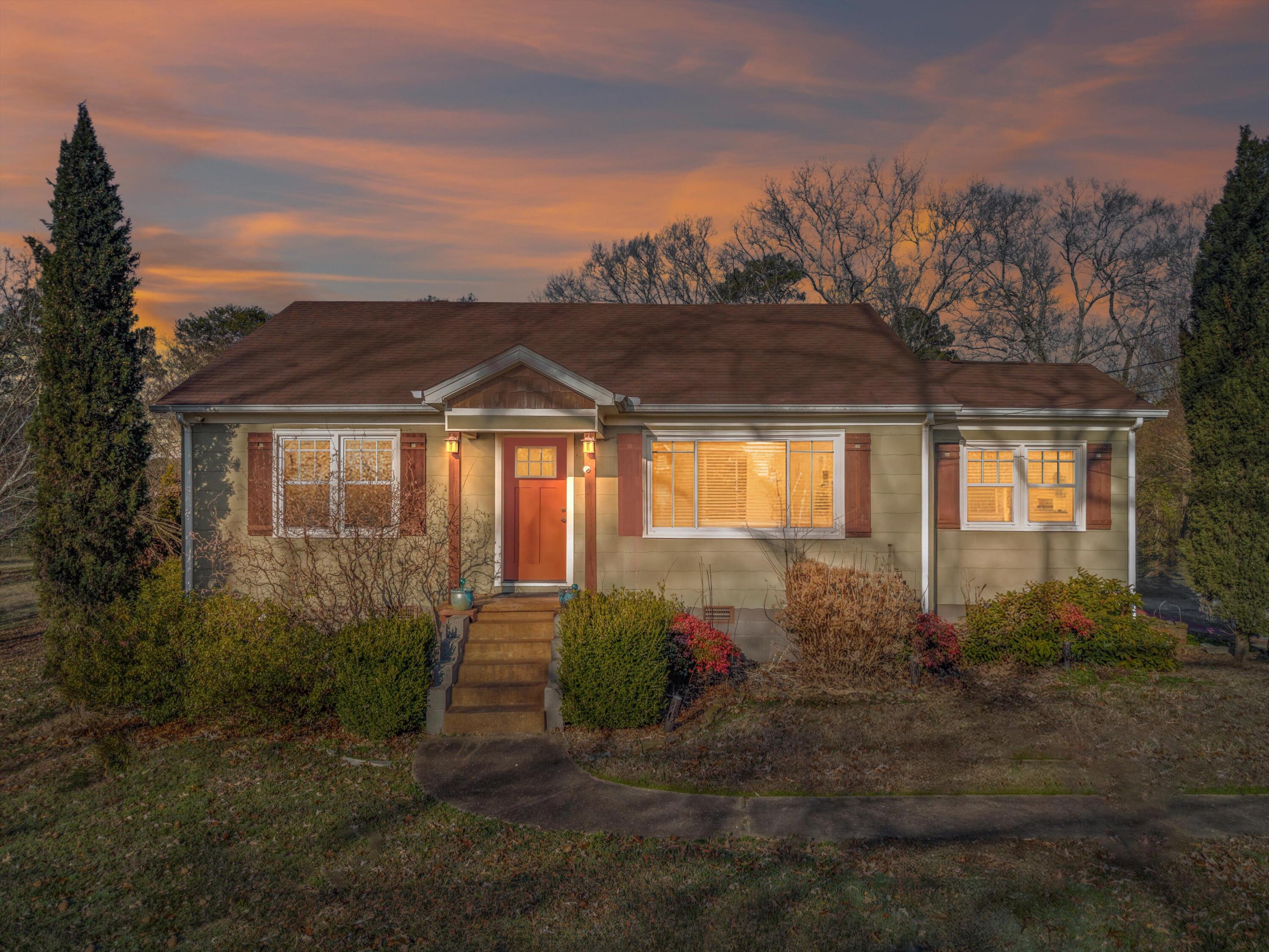 3913 Peach Road Chattanooga, TN 37406 - Photo 2 of 35 01-DJI_20260116100457_0156_Twilight