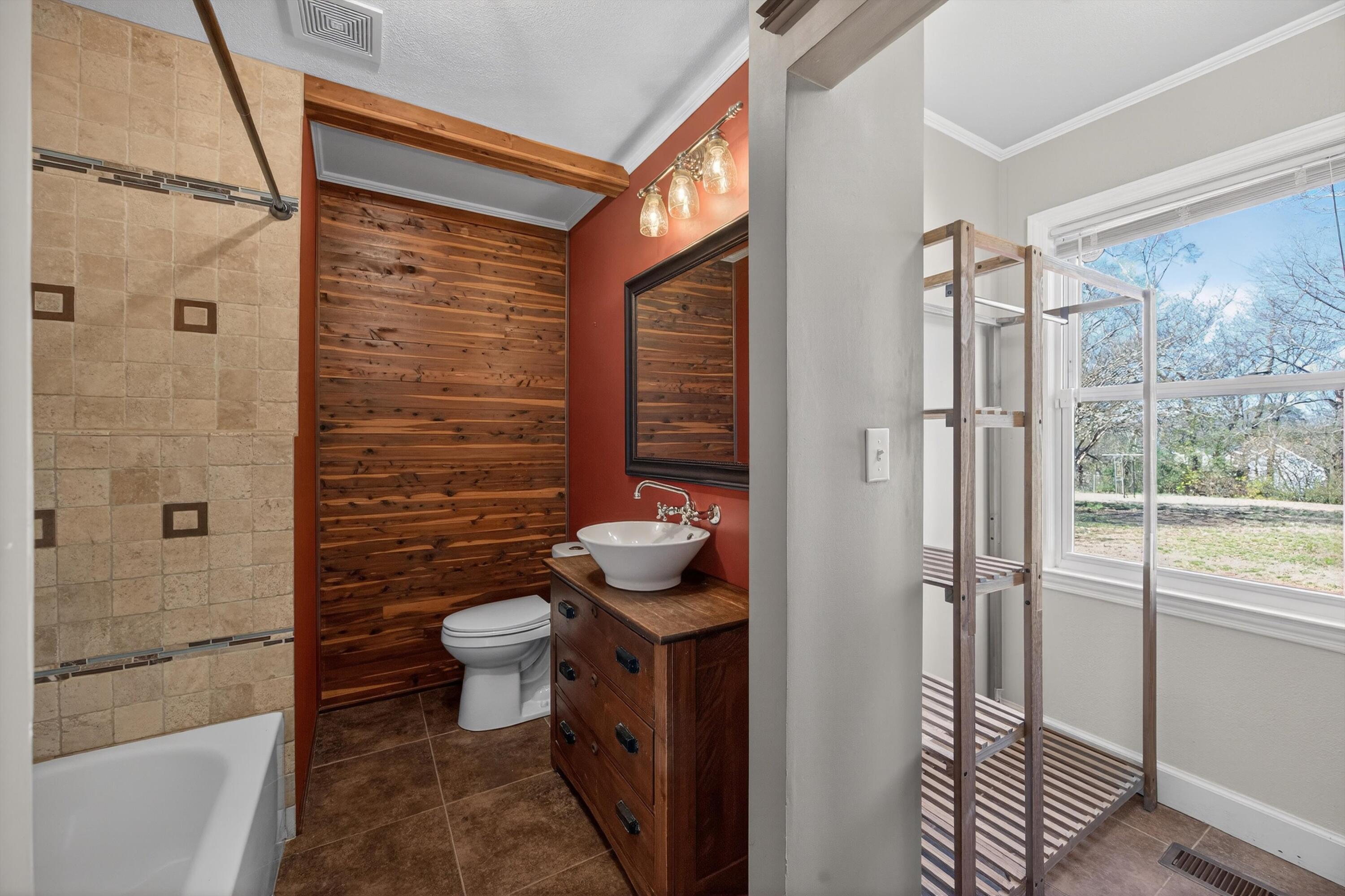 3913 Peach Road Chattanooga, TN 37406 - Photo 27 of 35 27-090A4570
