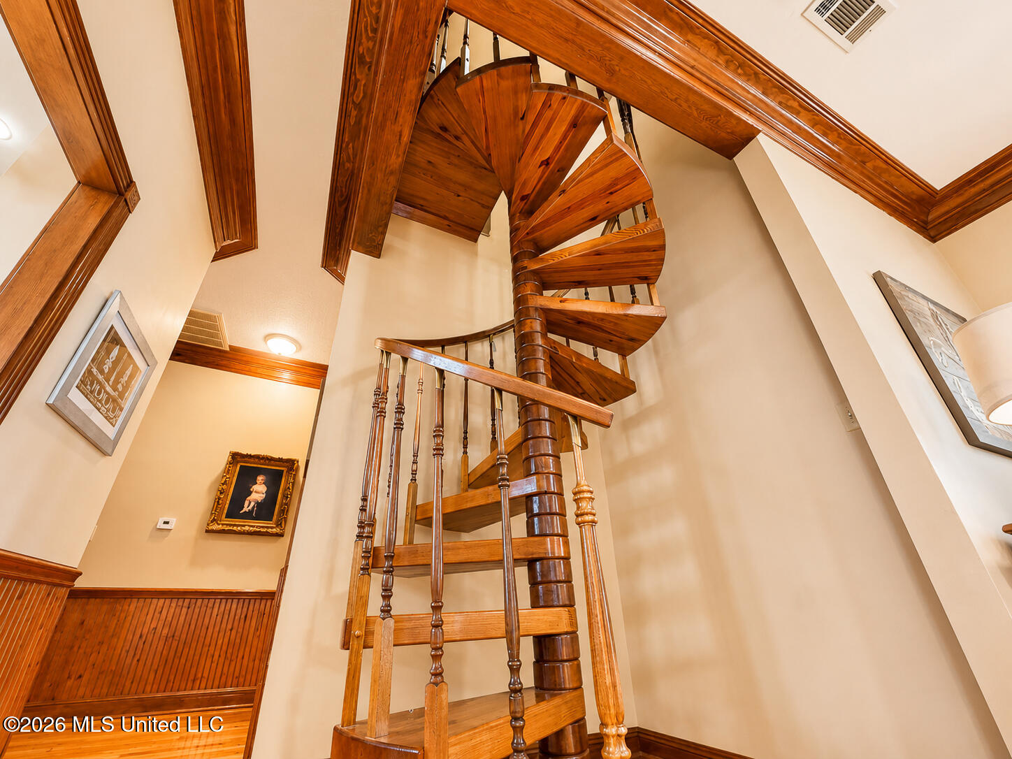 1457 State Rte 568 Ferriday, LA 71334 - Photo 19 of 62 1457 Hwy 568 winding stairs to loft