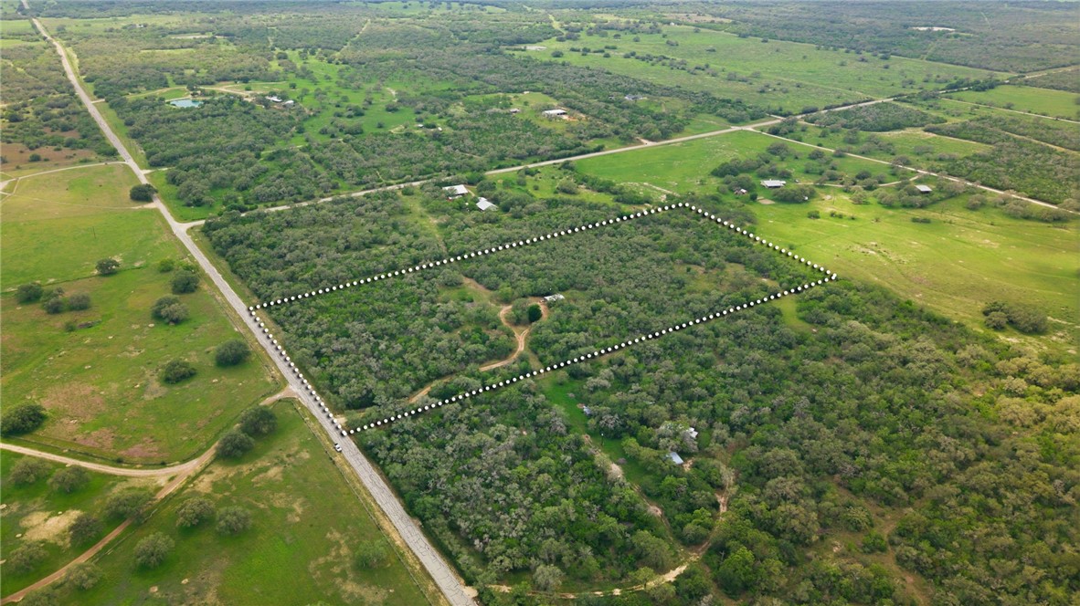 1632 Slickfield Road Yorktown, TX 78164 - Photo 3 of 40