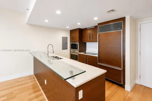 $4,300 | 475 Brickell Avenue, Unit 2909, Miami, FL 33131
