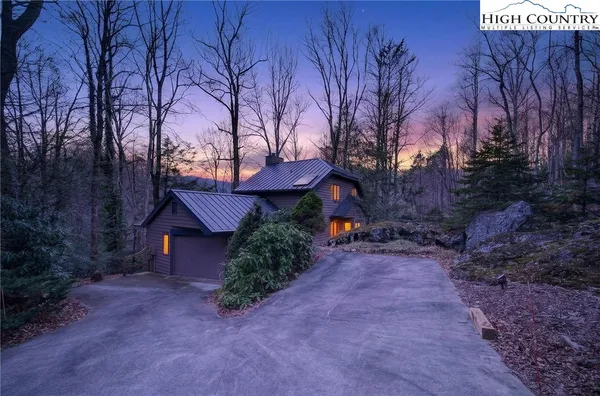 $535,000 | 243 Ironwood Drive, Banner Elk, NC 28604