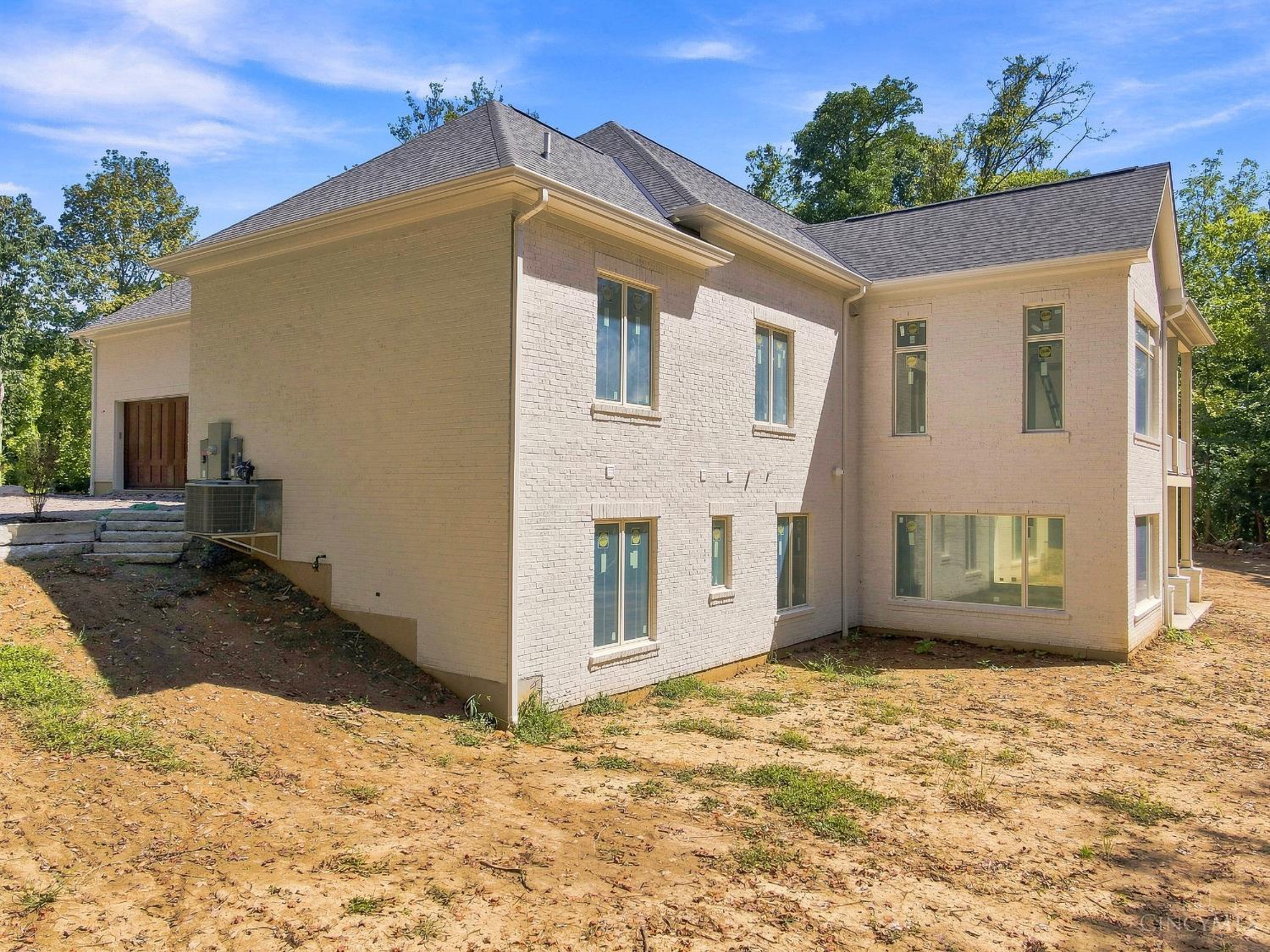 568 Locust Run Road Cincinnati, OH 45245 - Photo 6 of 61 Gallery Image 6