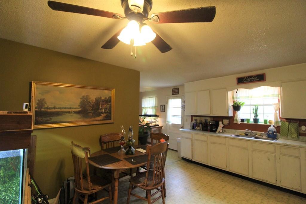 4520 Toestring Valley Road Spring City, TN 37381 - Photo 5 of 36 5